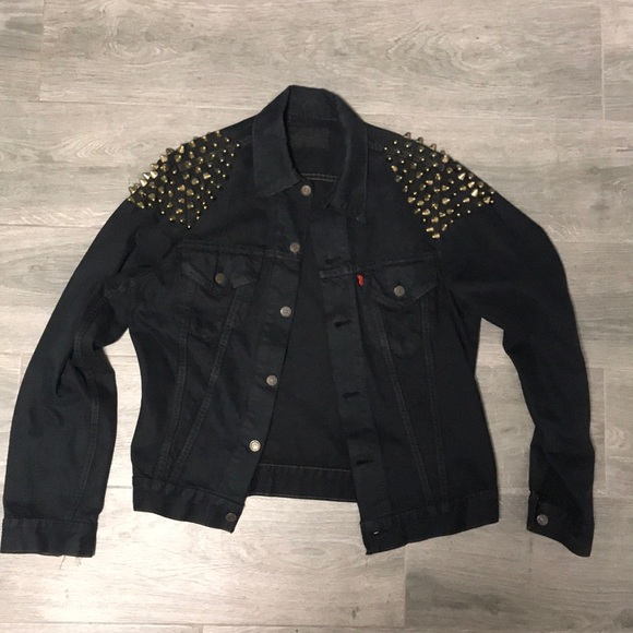 denim jacket with spikes